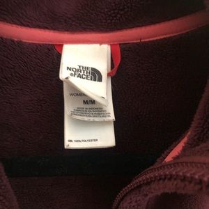 Fuzzy mauve north face good condition